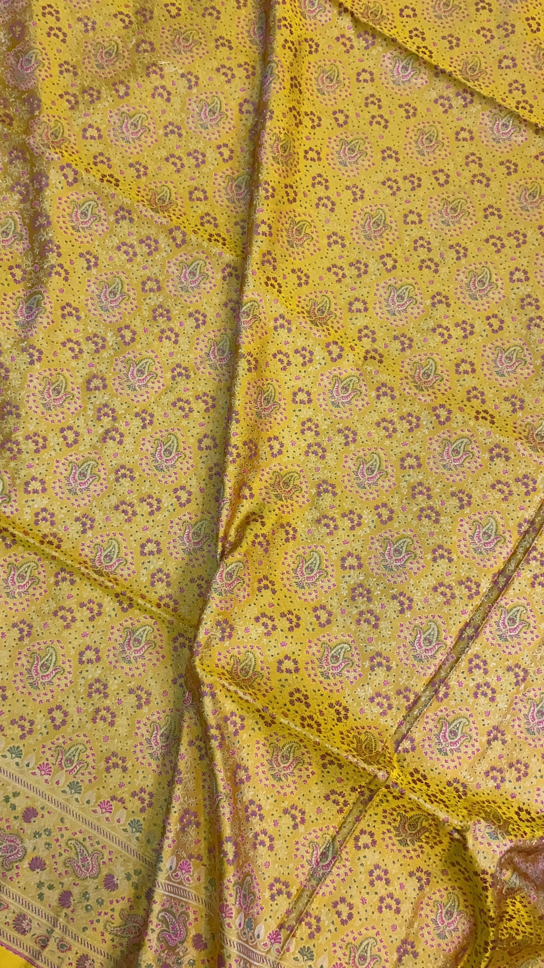 Exquisite Elegance: The Yellow Pure Silk Banarasi Saree