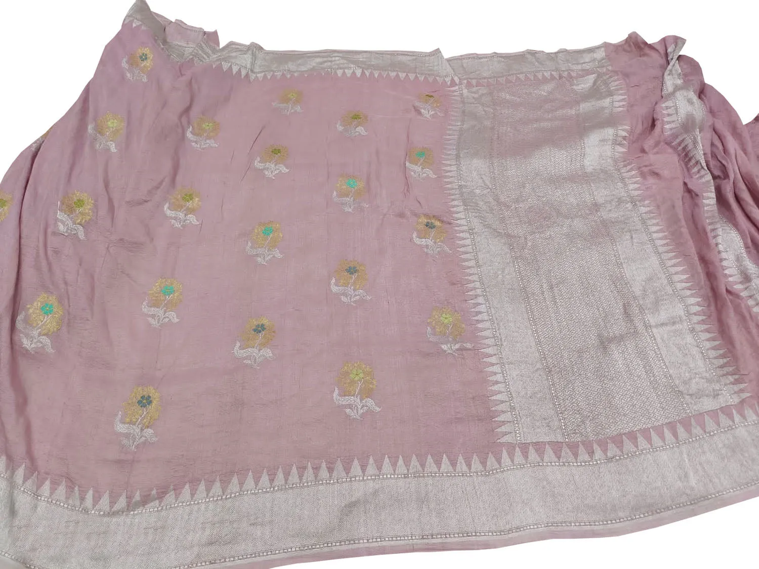 Exquisite Pink Banarasi Tussar Georgette Saree